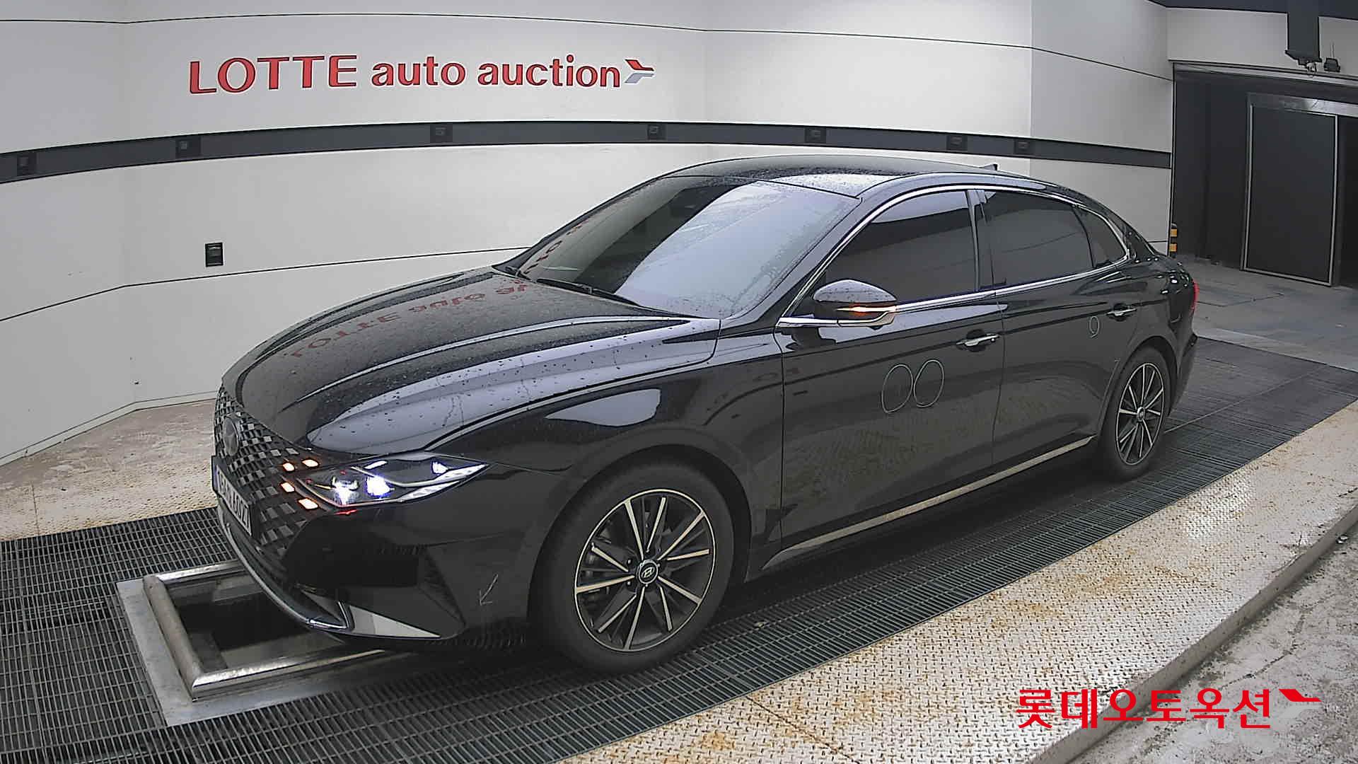 2022 - hyundai grandeur