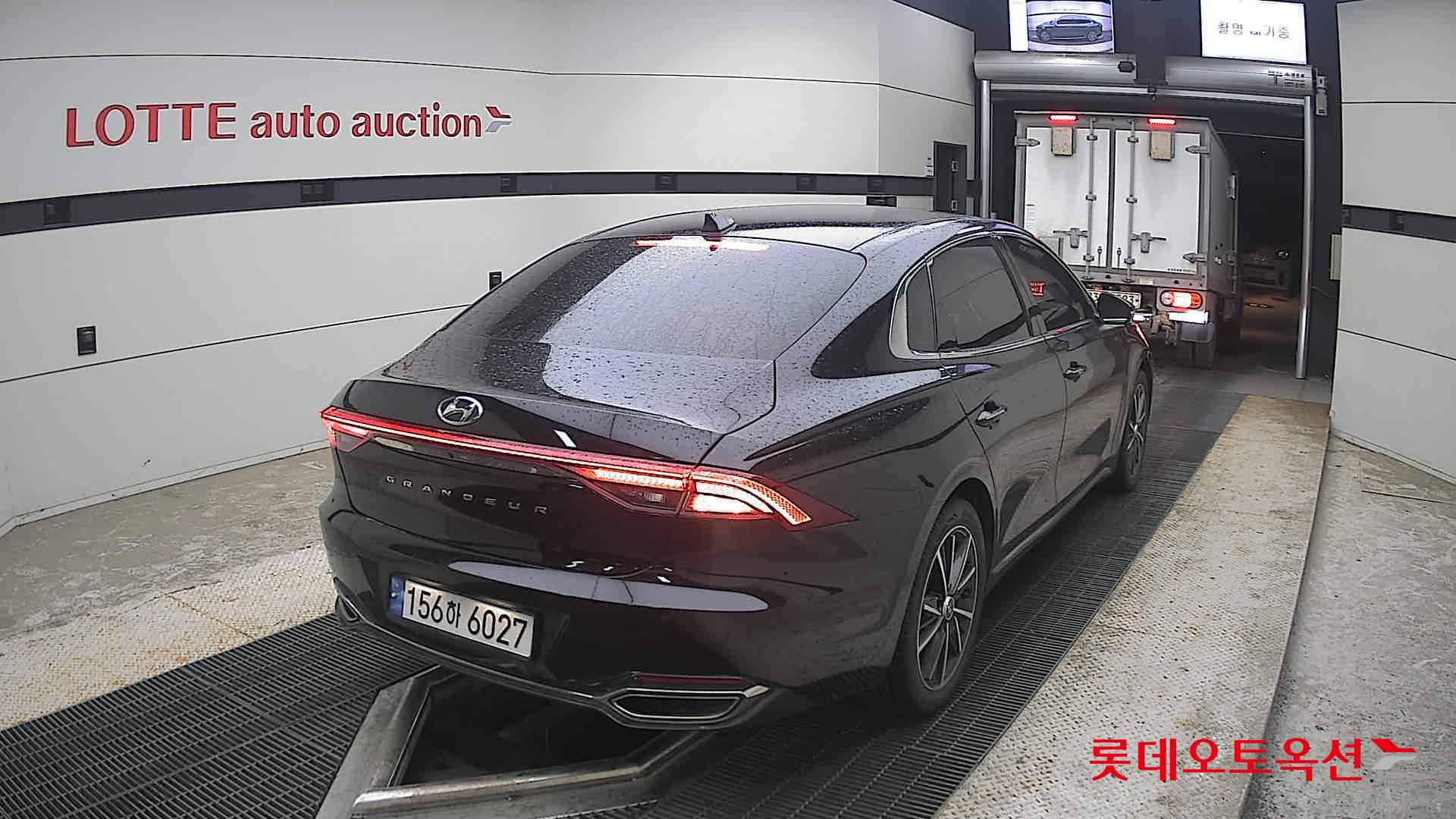 2022 - hyundai grandeur