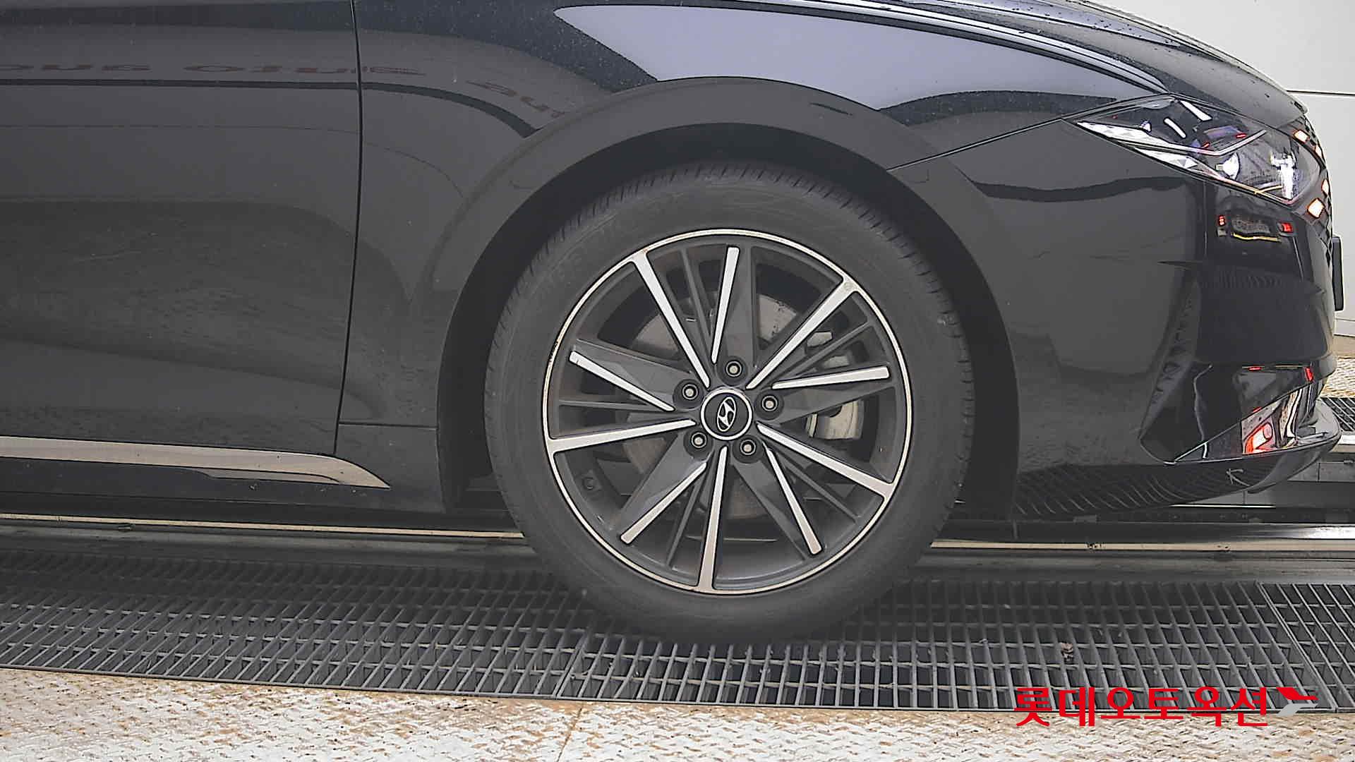 2022 - hyundai grandeur