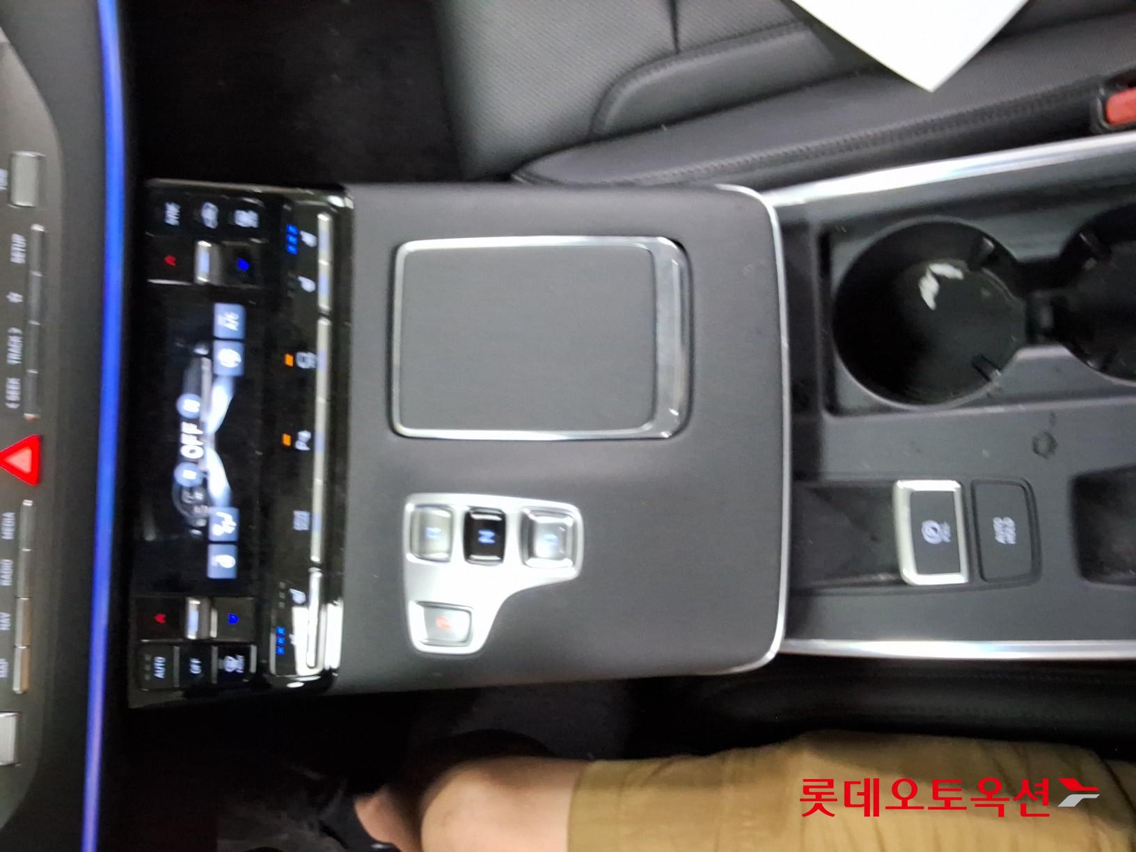2022 - hyundai grandeur