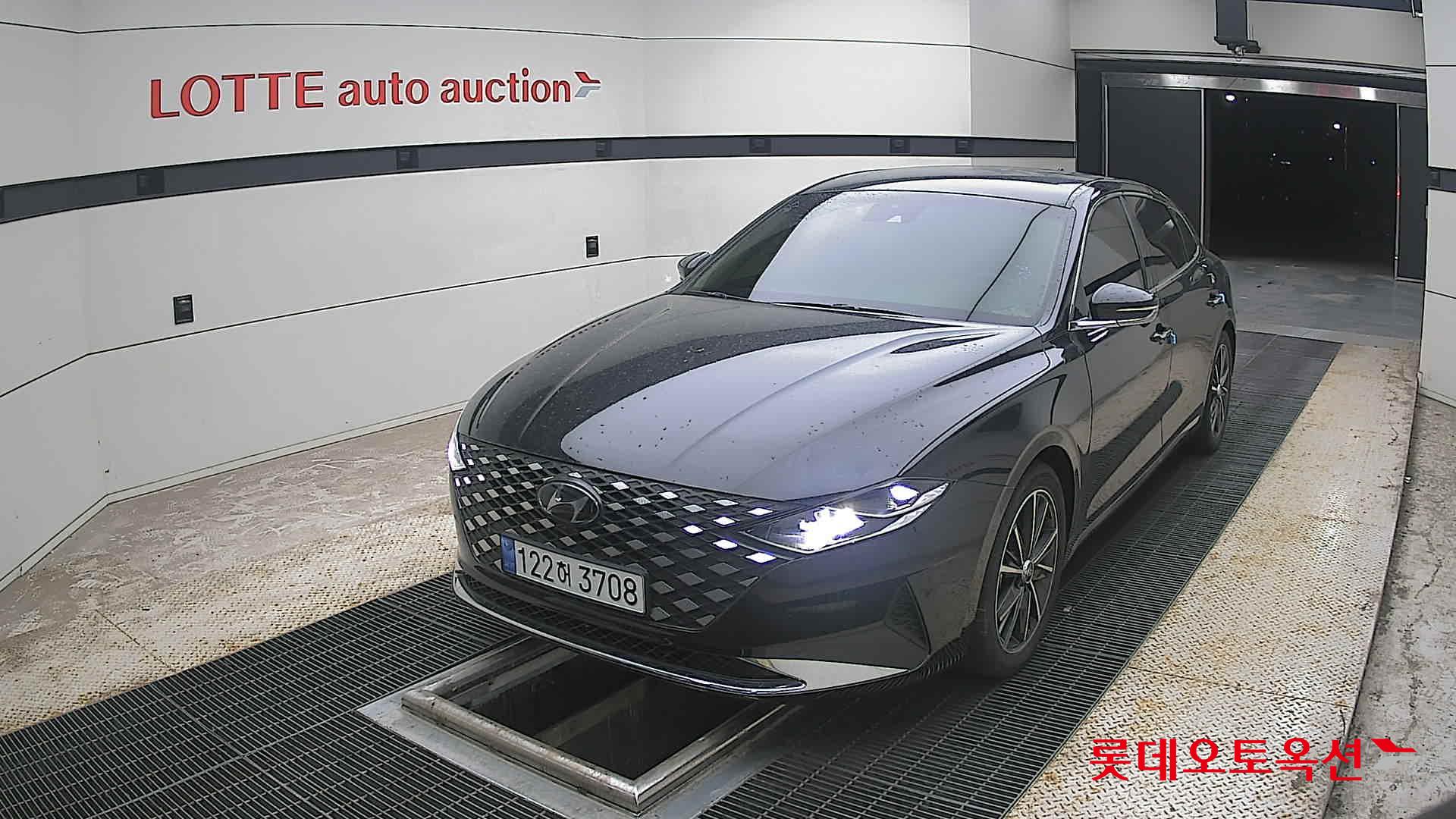 2022 - hyundai grandeur