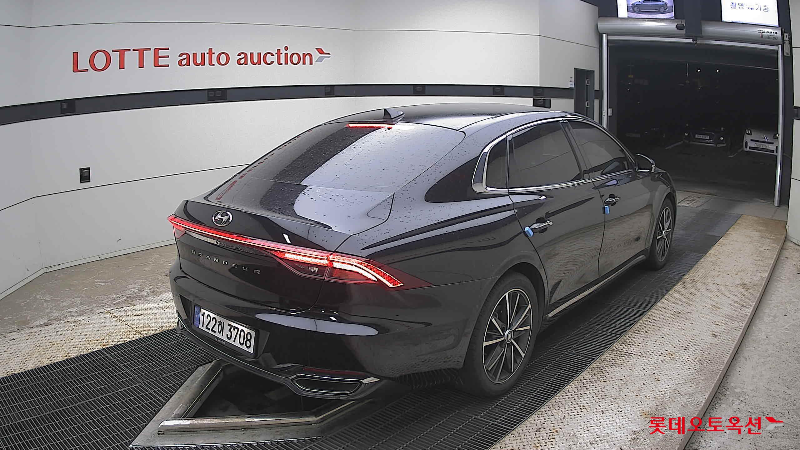 2022 - hyundai grandeur