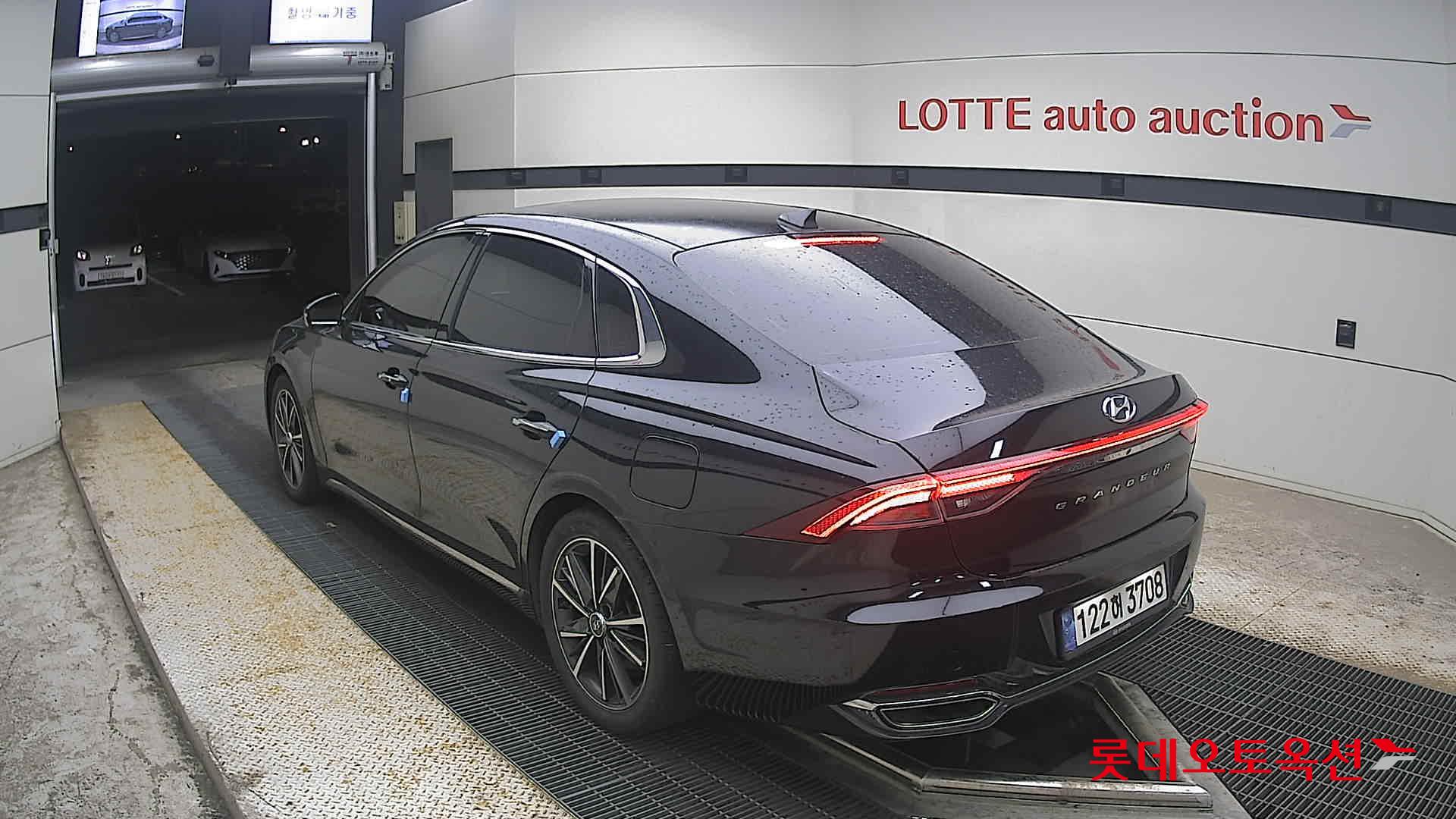 2022 - hyundai grandeur