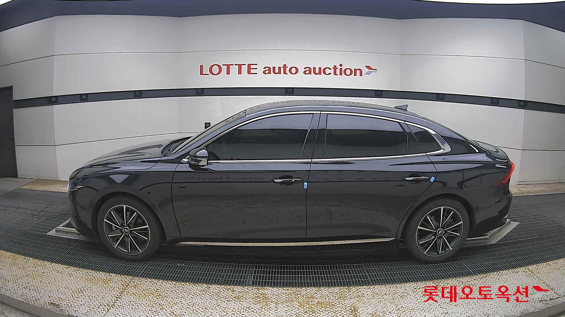 2022 - hyundai grandeur