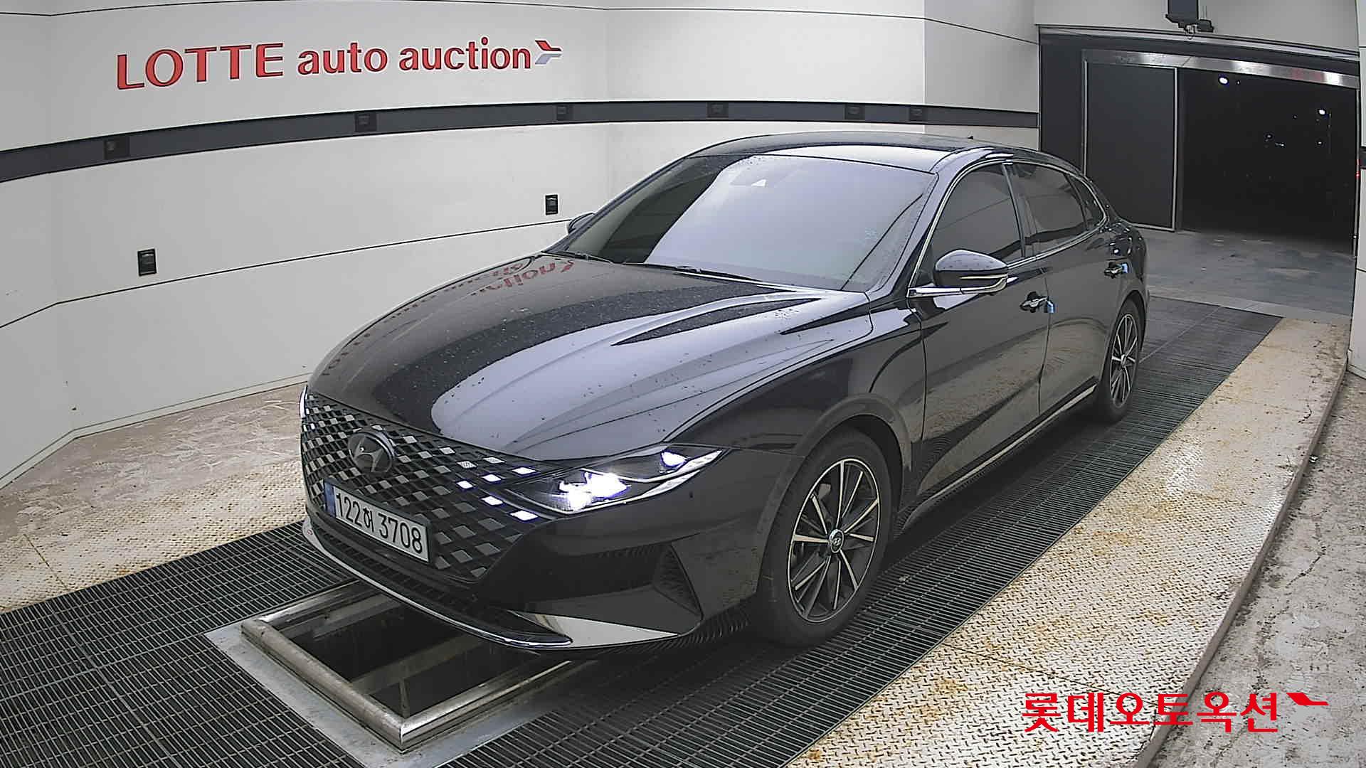 2022 - hyundai grandeur