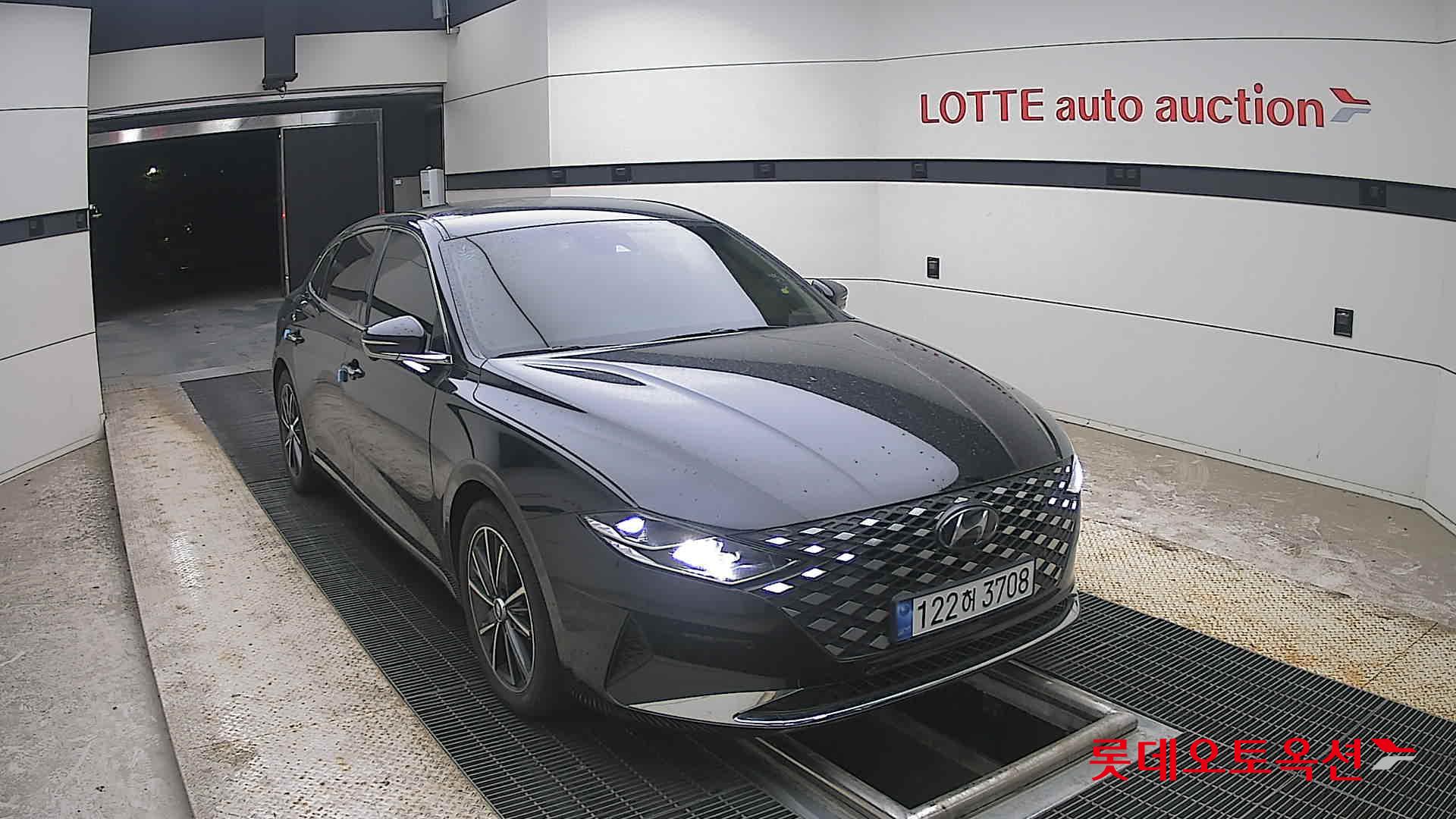 2022 - hyundai grandeur
