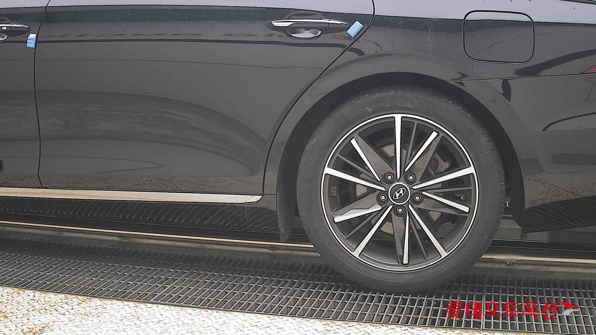 2022 - hyundai grandeur