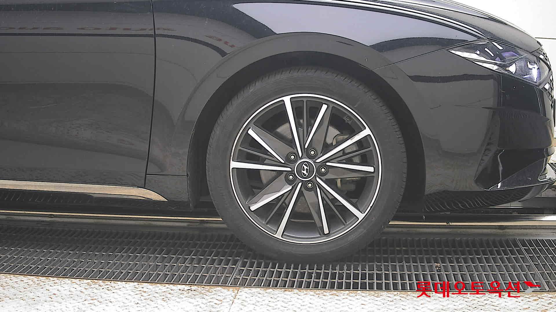 2022 - hyundai grandeur