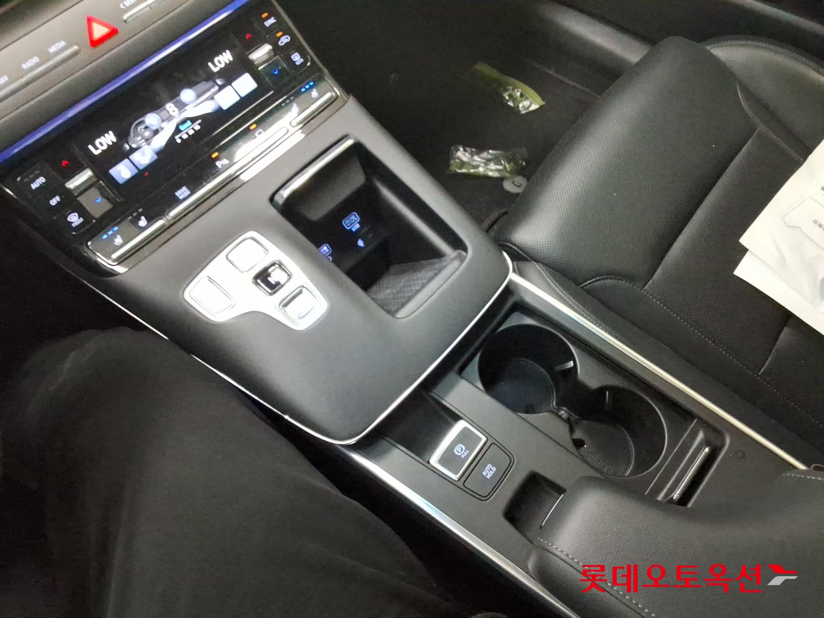 2022 - hyundai grandeur