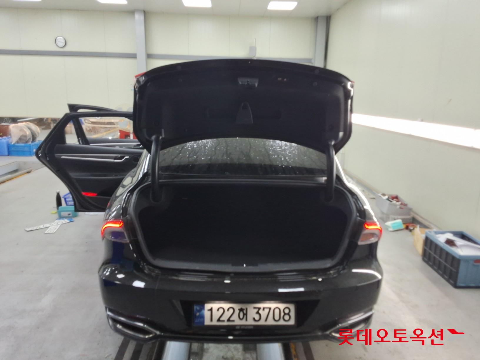 2022 - hyundai grandeur