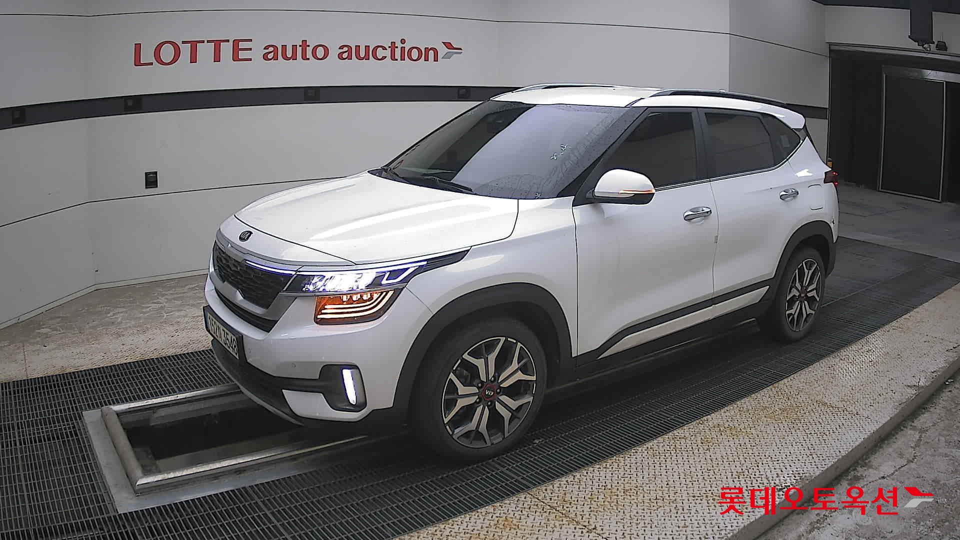 2022 - kia seltos