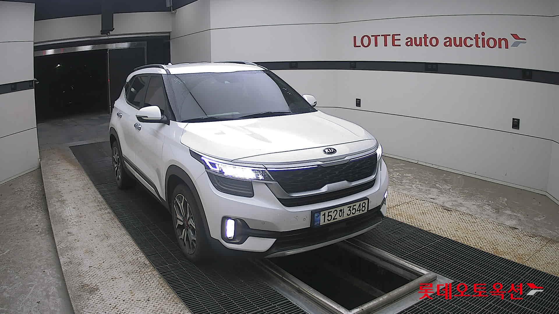 2022 - kia seltos