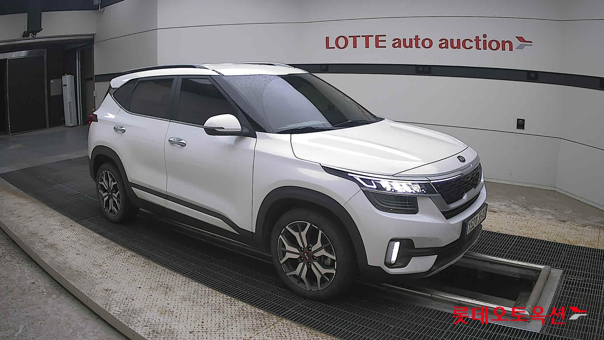2022 - kia seltos