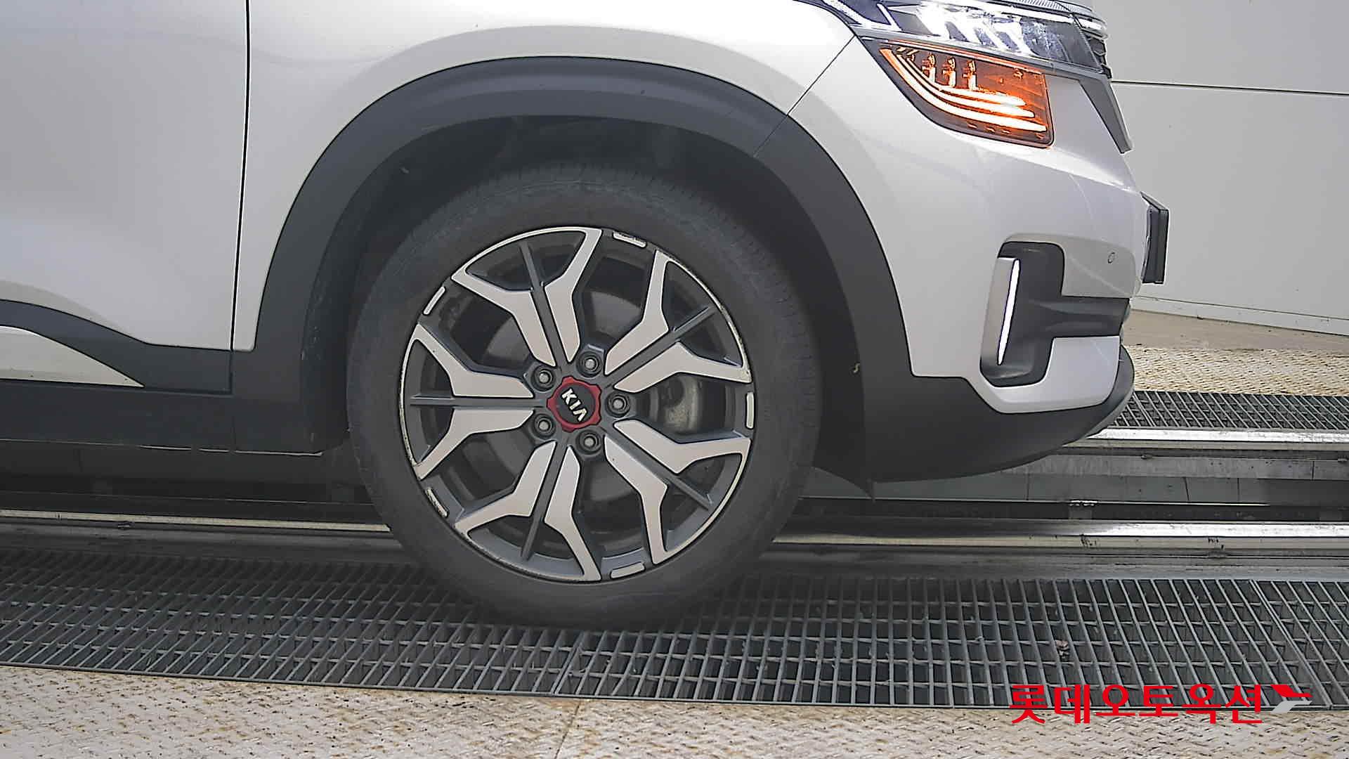 2022 - kia seltos