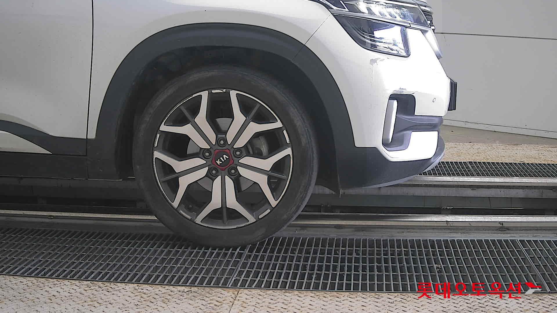 2022 - kia seltos