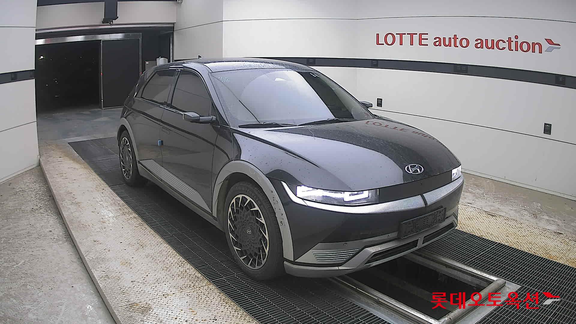 2022 - hyundai ioniq