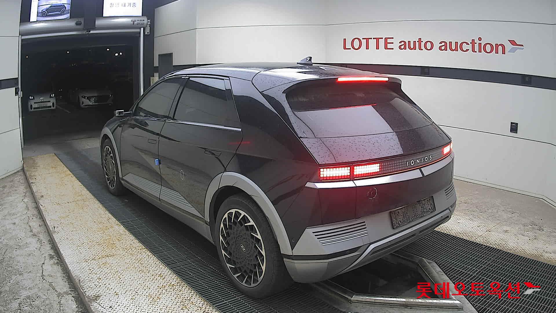 2022 - hyundai ioniq