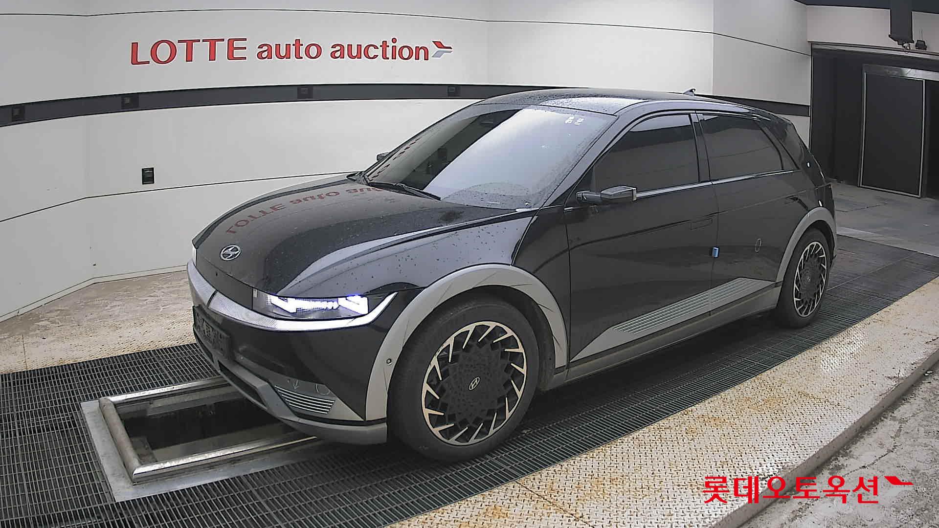 2022 - hyundai ioniq