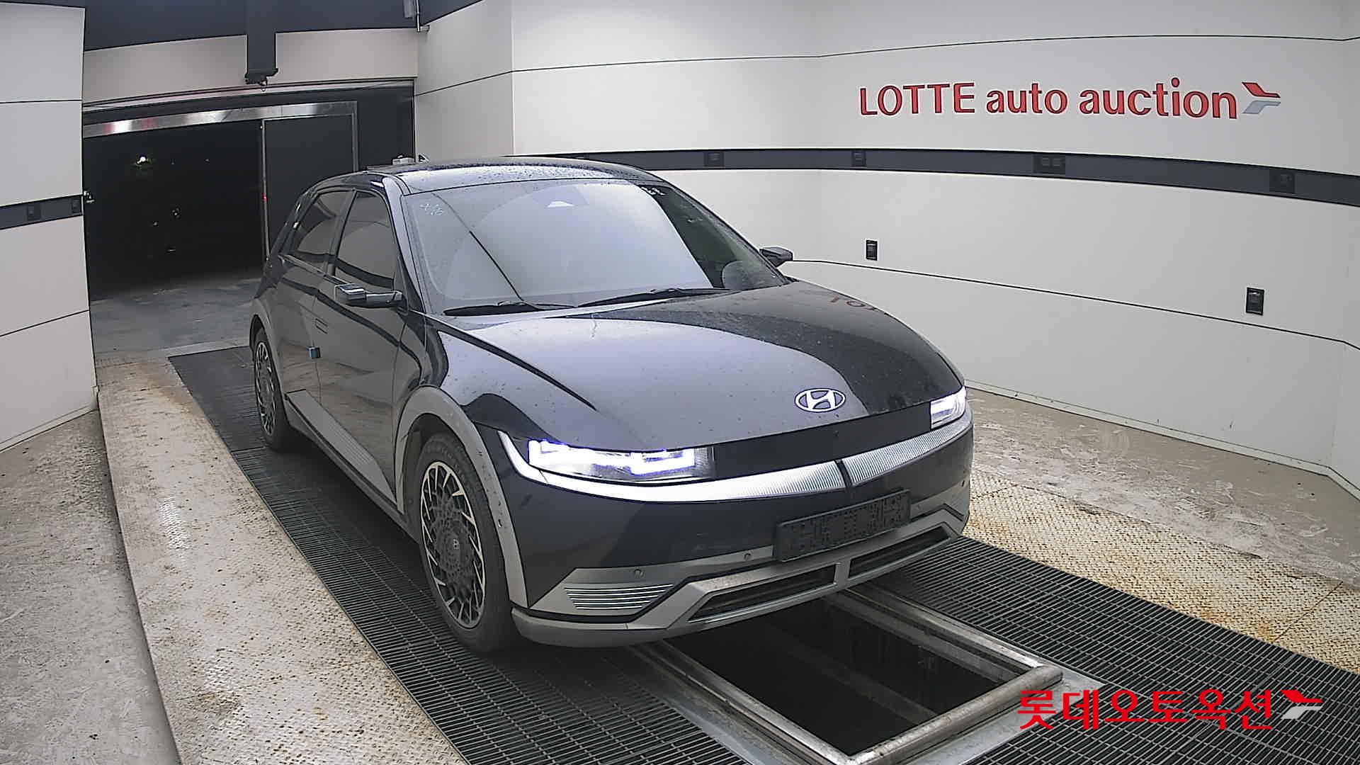 2022 - hyundai ioniq