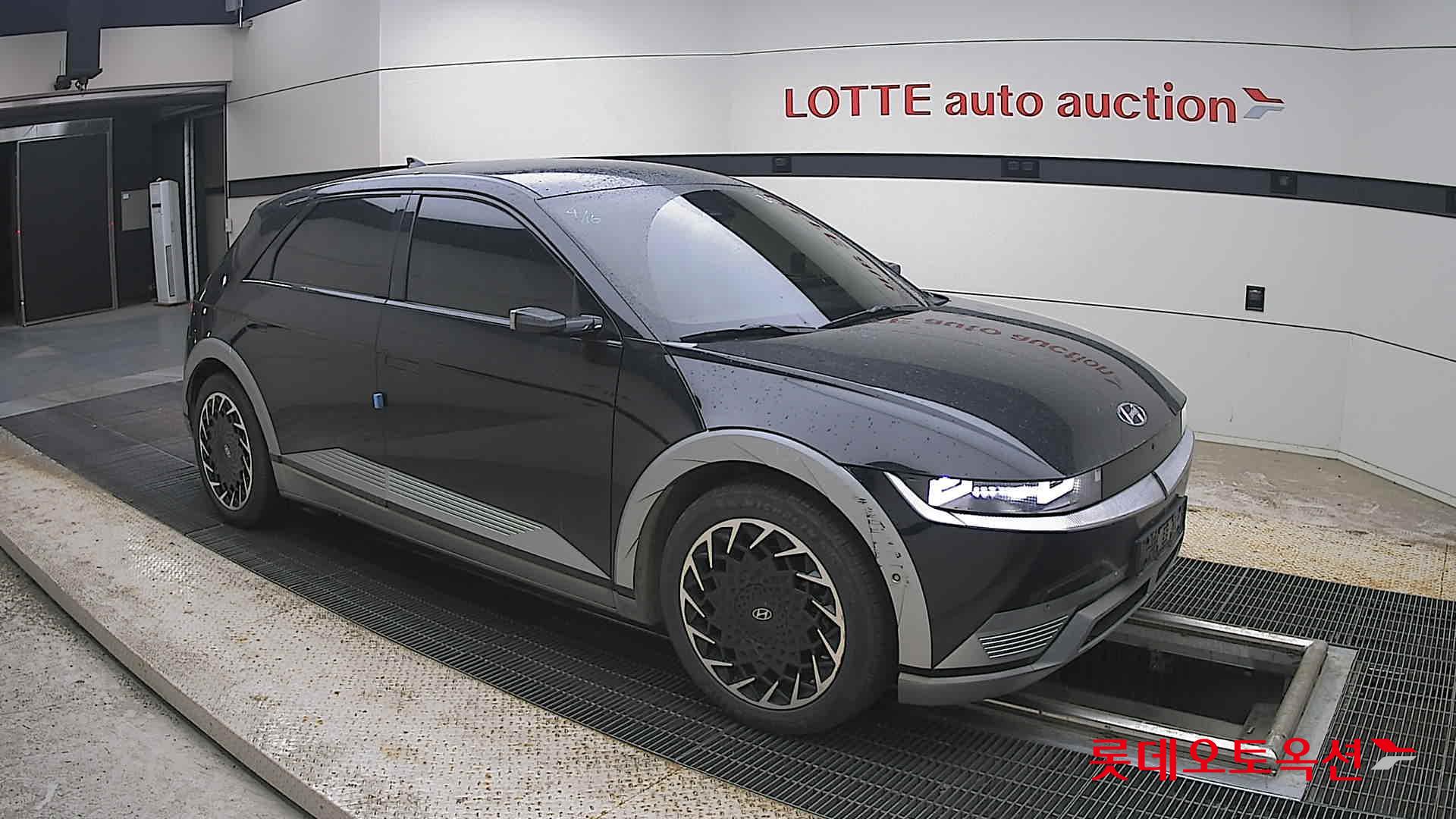 2022 - hyundai ioniq