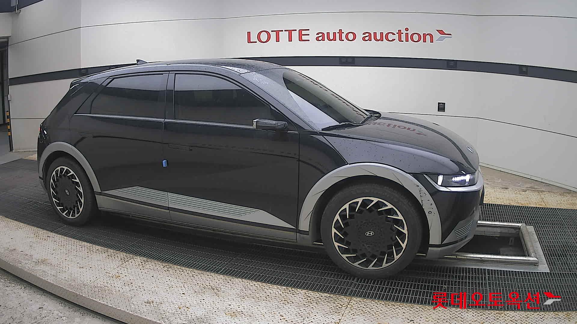 2022 - hyundai ioniq