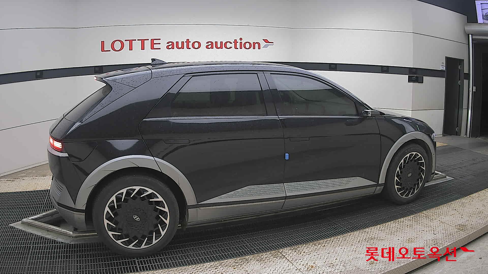 2022 - hyundai ioniq