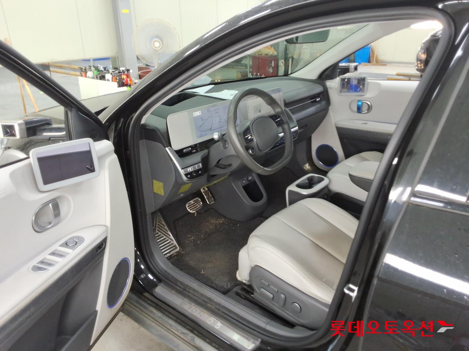 2022 - hyundai ioniq
