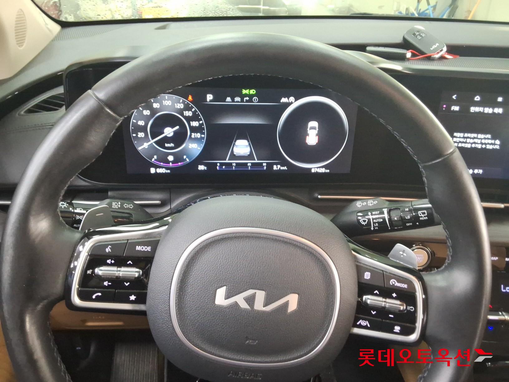 2022 - kia carnival