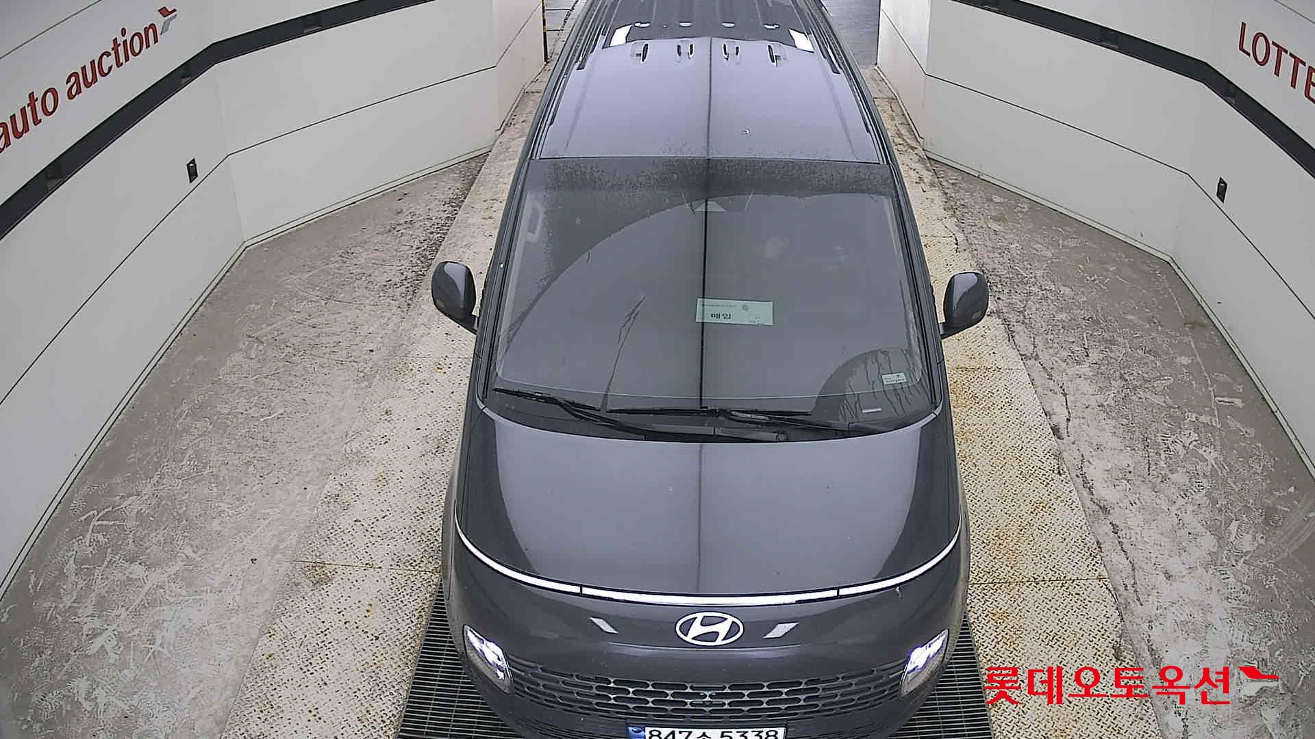 2025 - hyundai staria