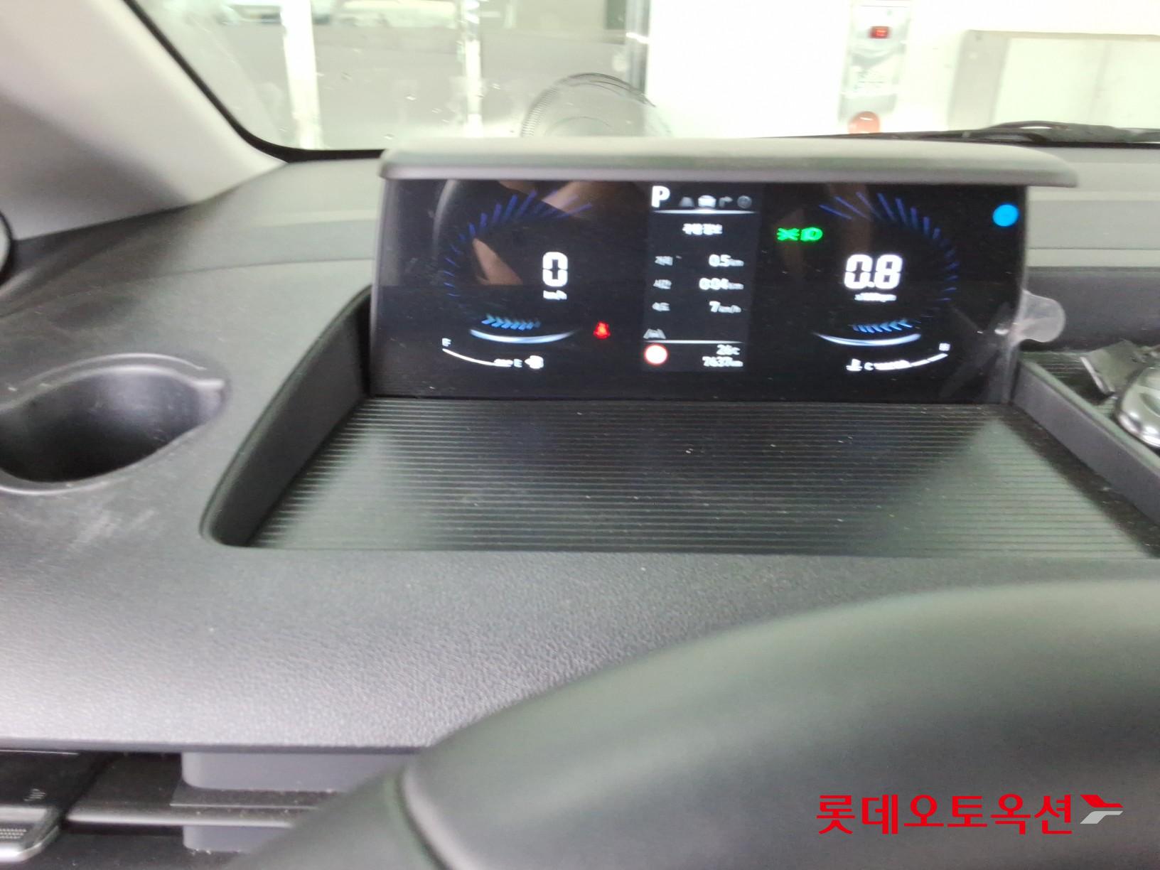 2025 - hyundai staria