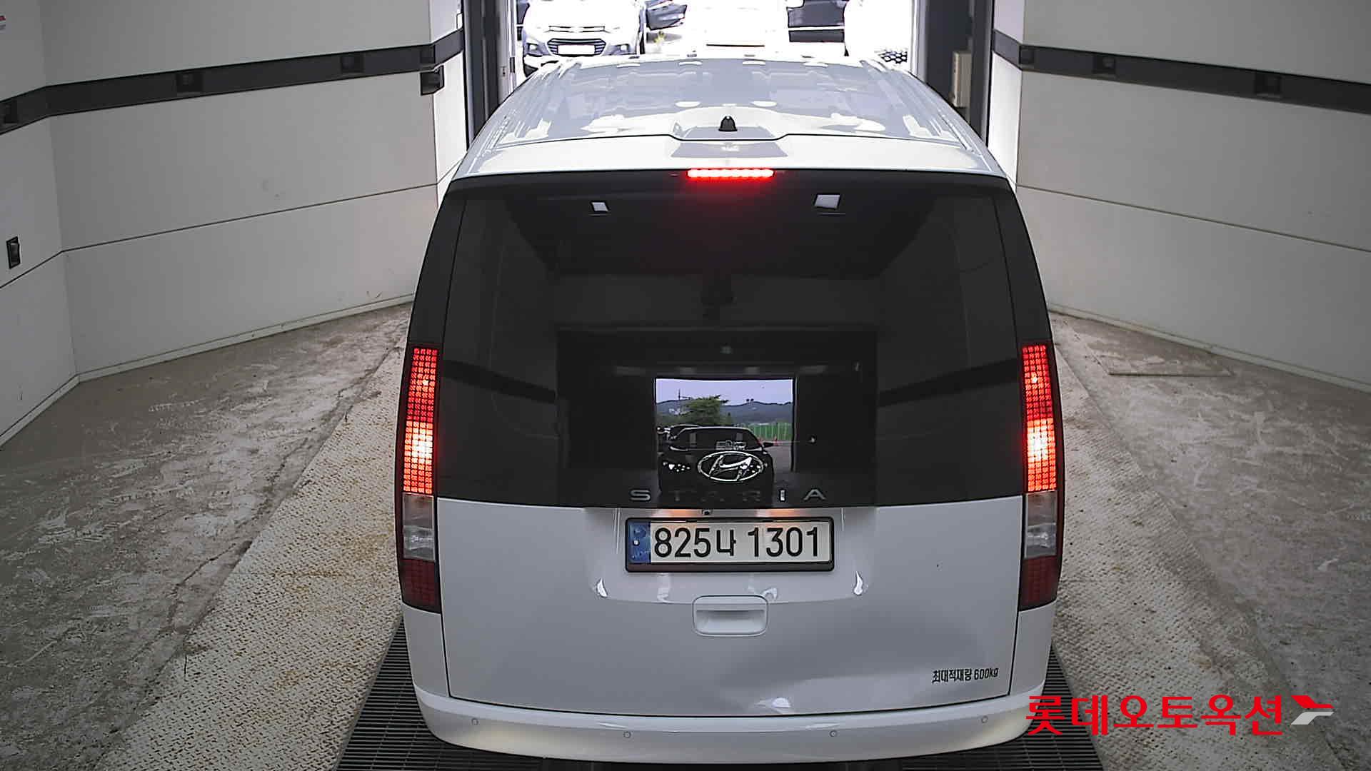 2022 - hyundai staria