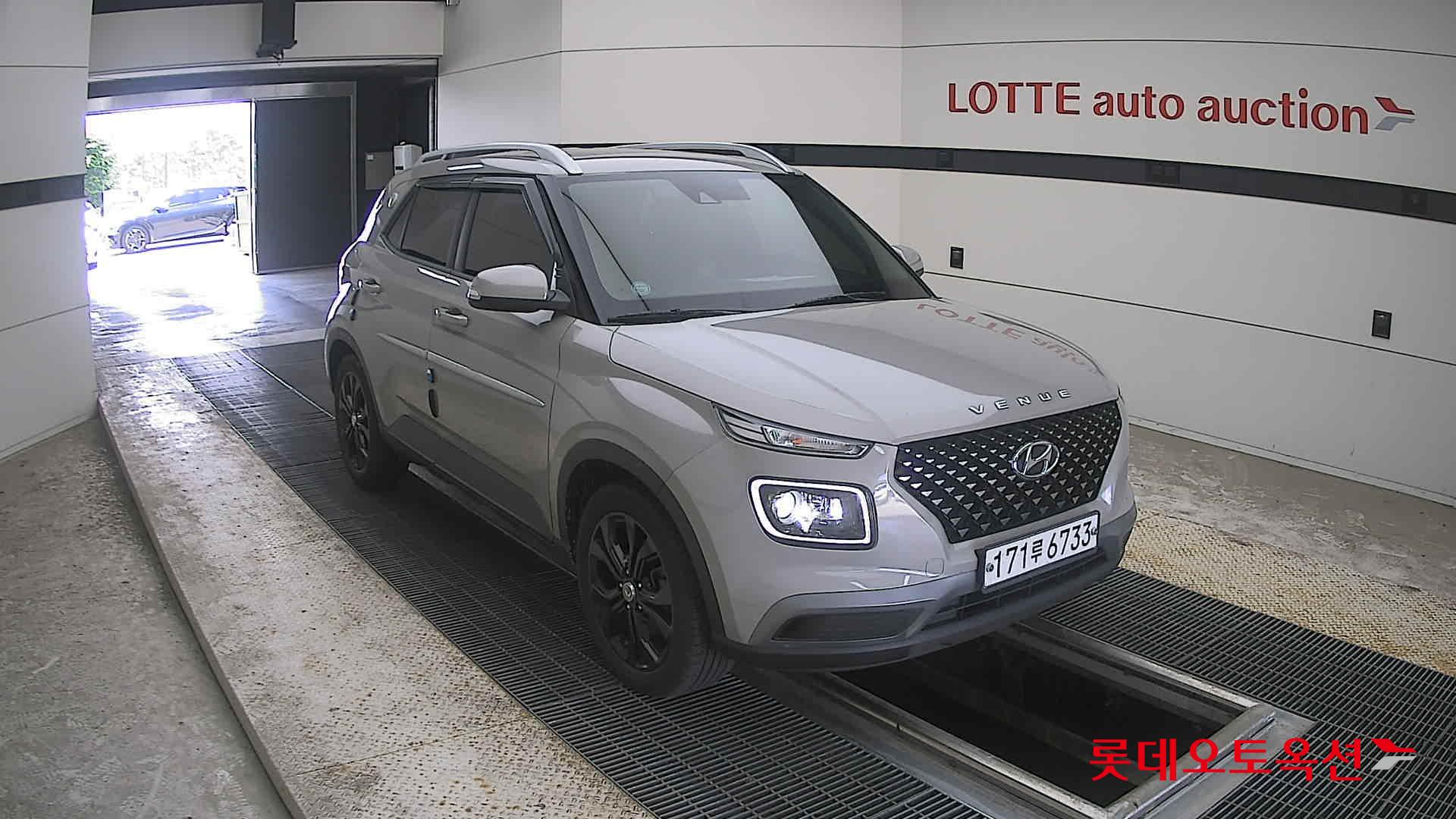 2020 - hyundai venue