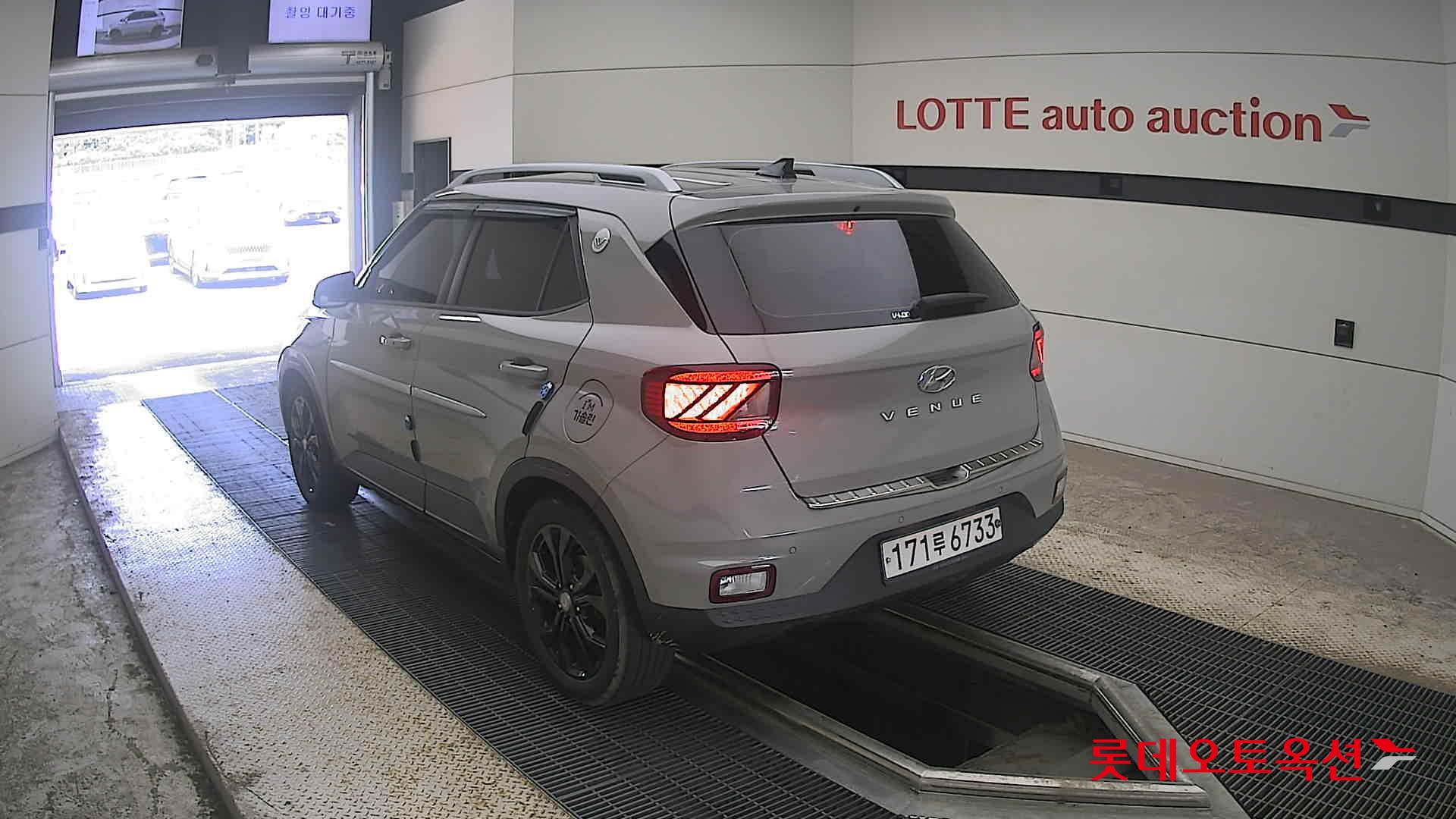 2020 - hyundai venue
