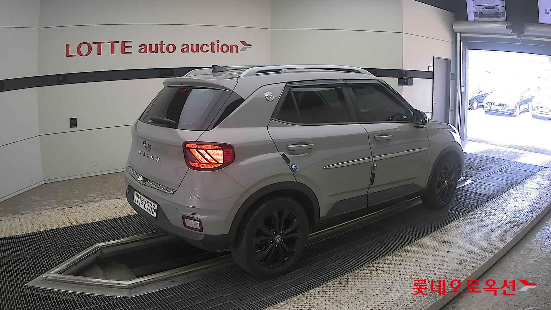 2020 - hyundai venue