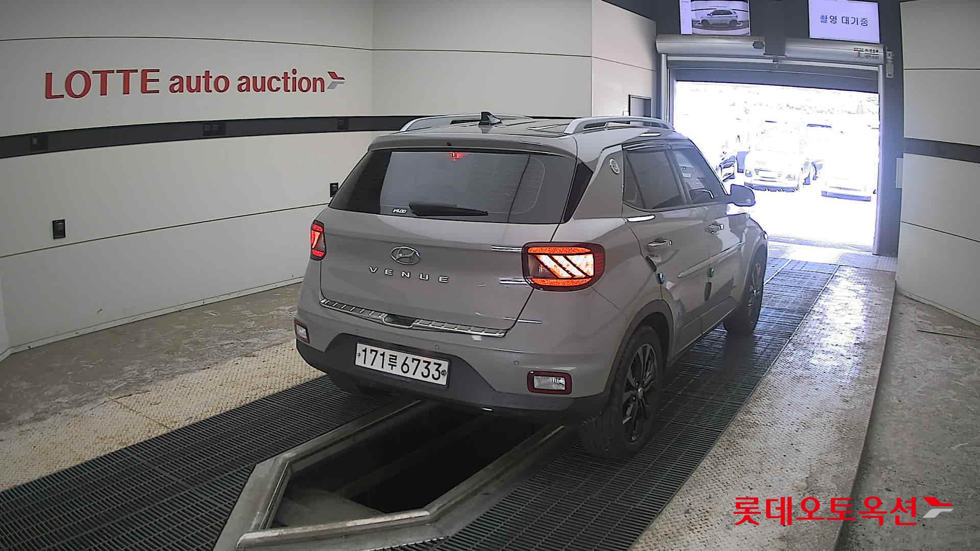 2020 - hyundai venue