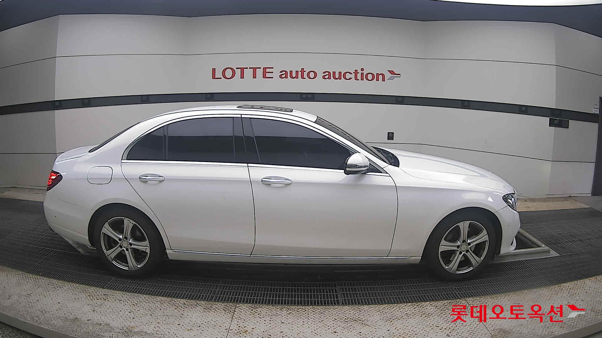 2017 - mercedes-benz e200