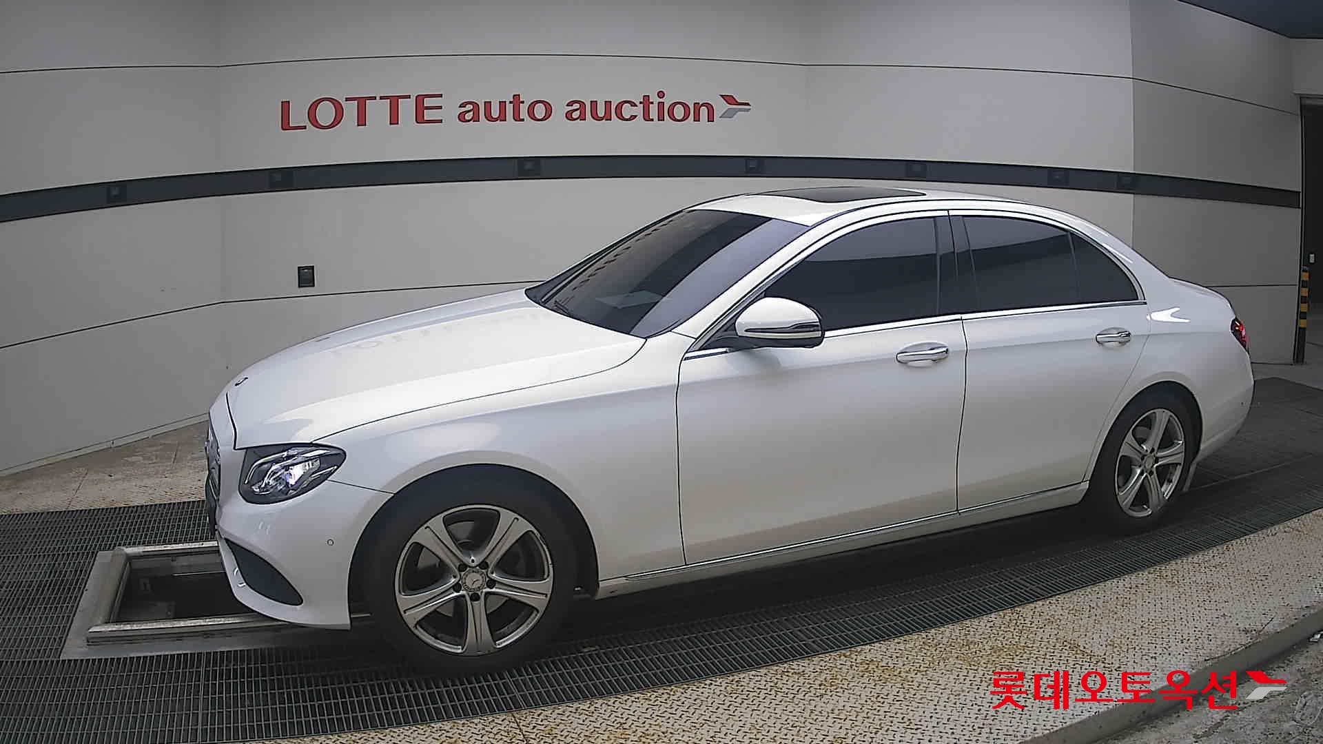 2017 - mercedes-benz e200