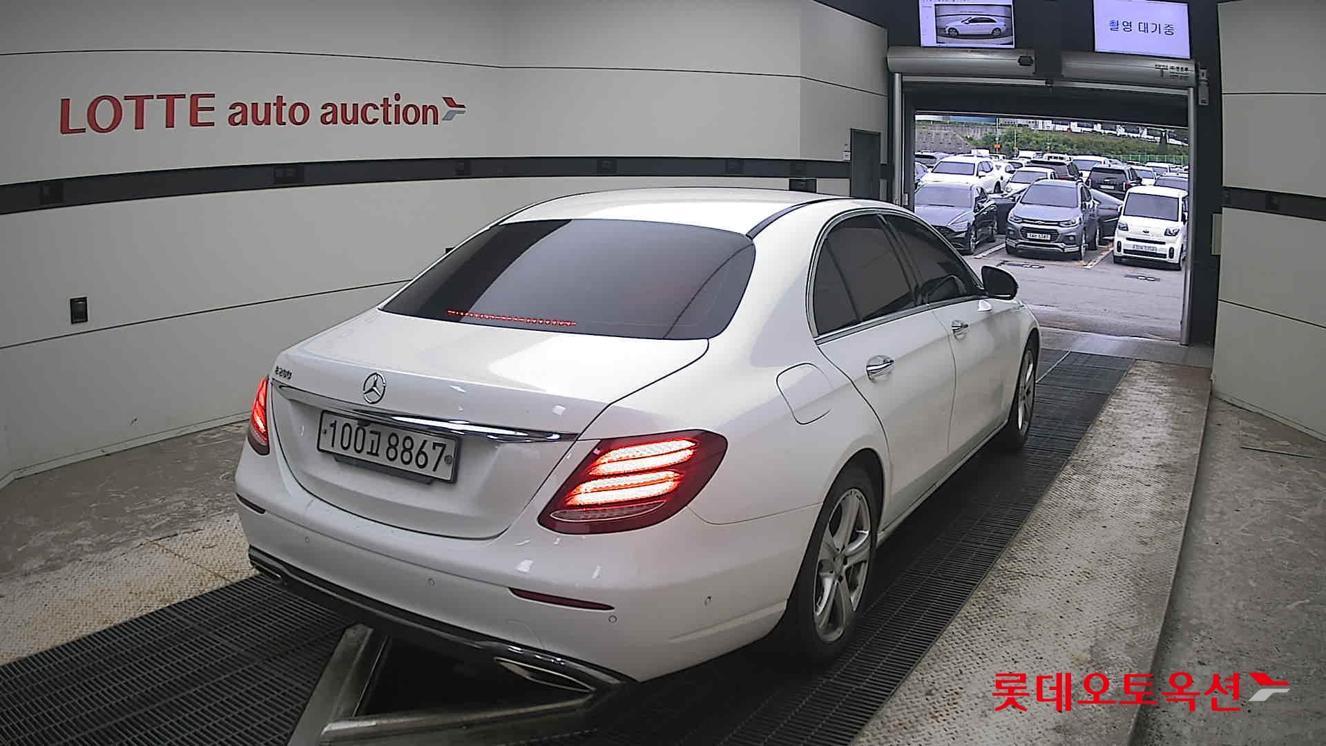 2017 - mercedes-benz e200