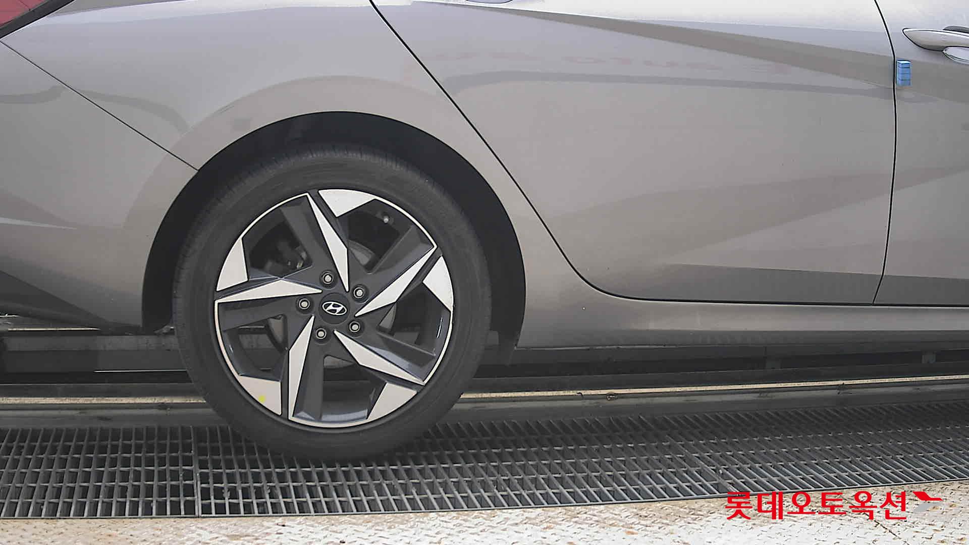 2023 - hyundai avante