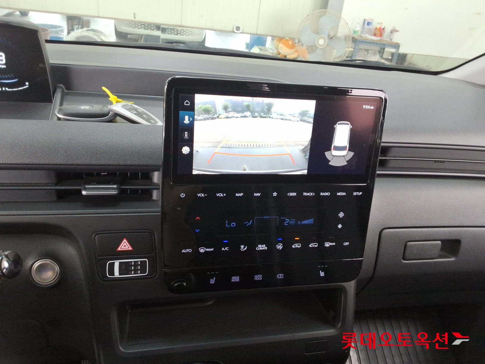 2022 - hyundai staria