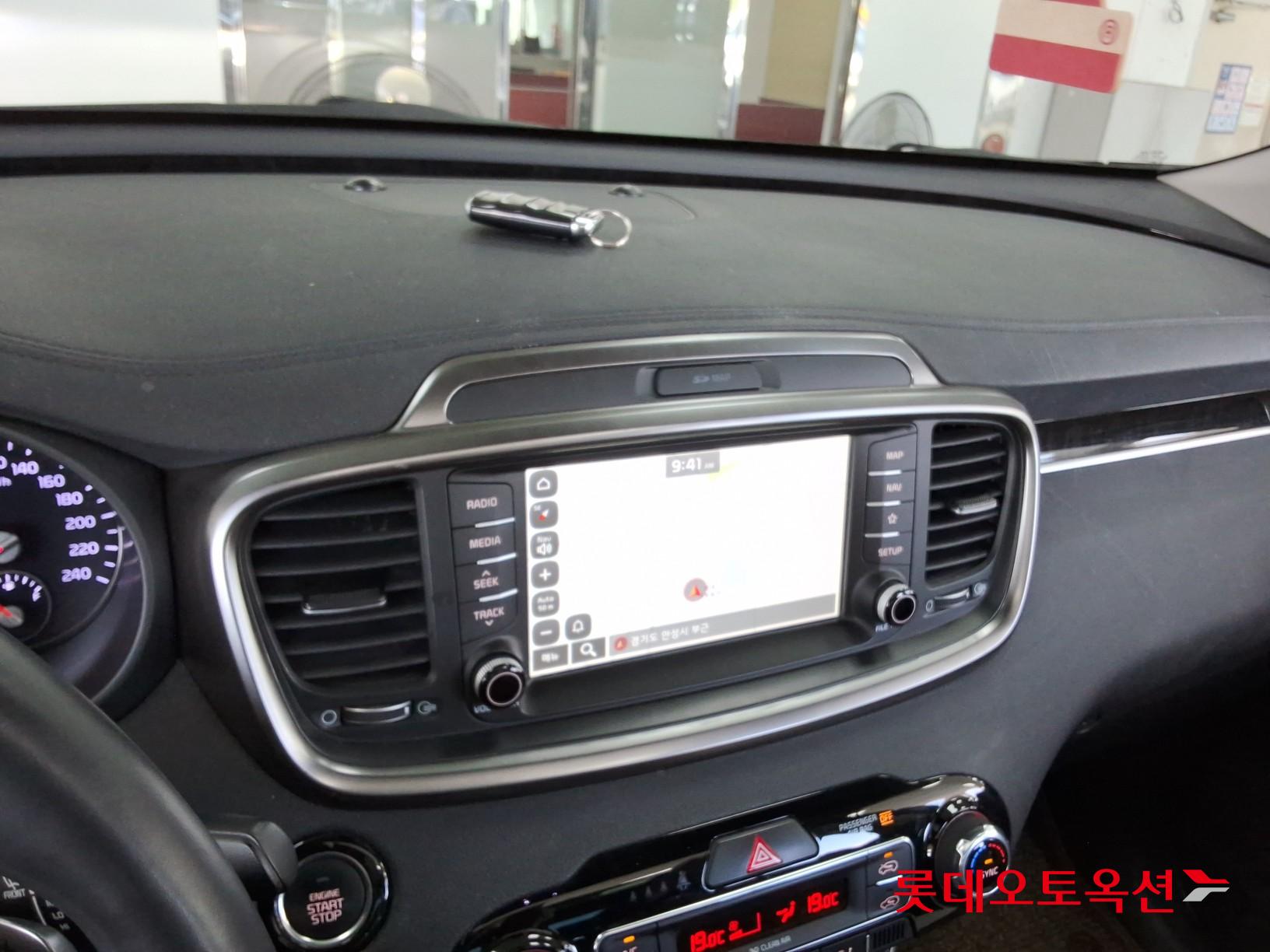 2020 - kia sorento
