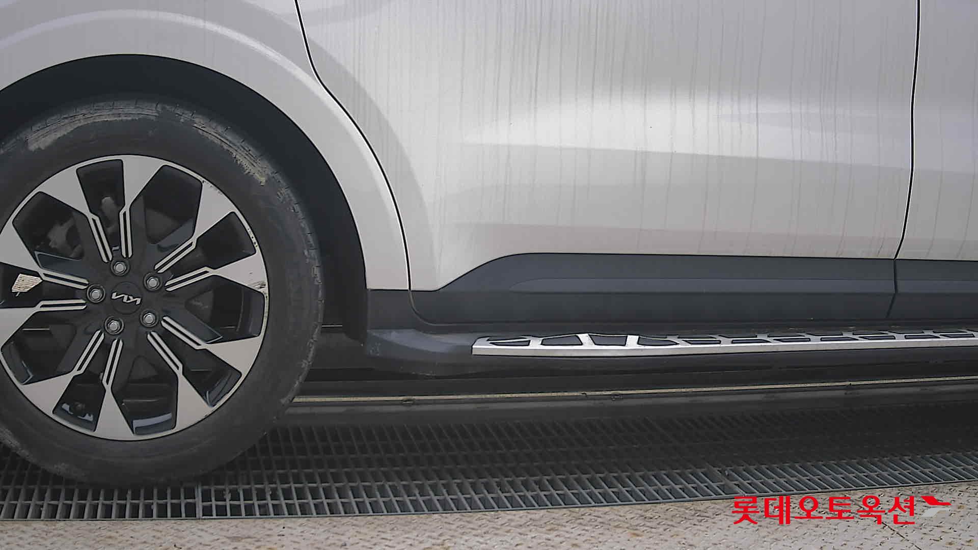 2022 - kia carnival