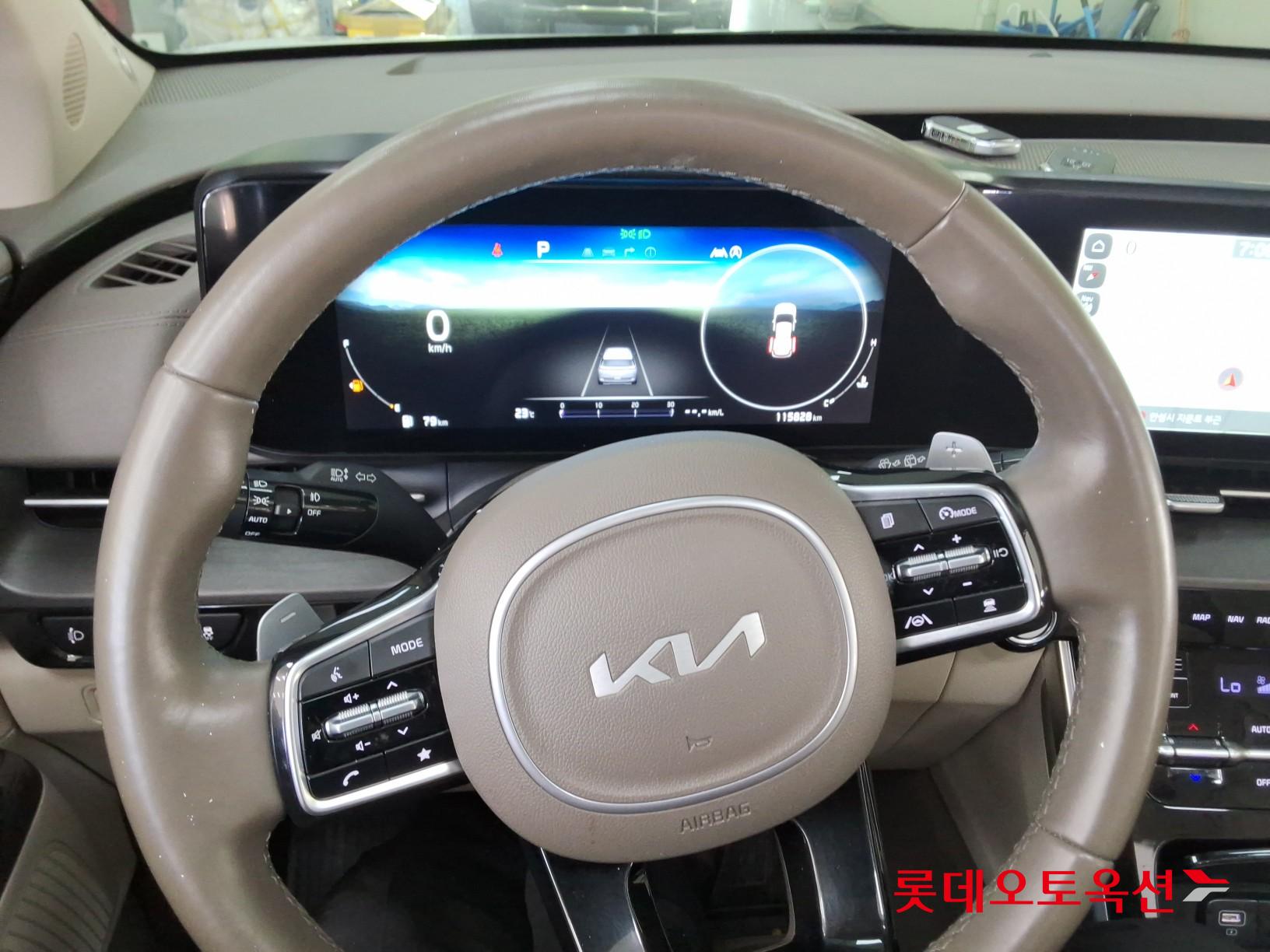 2022 - kia carnival
