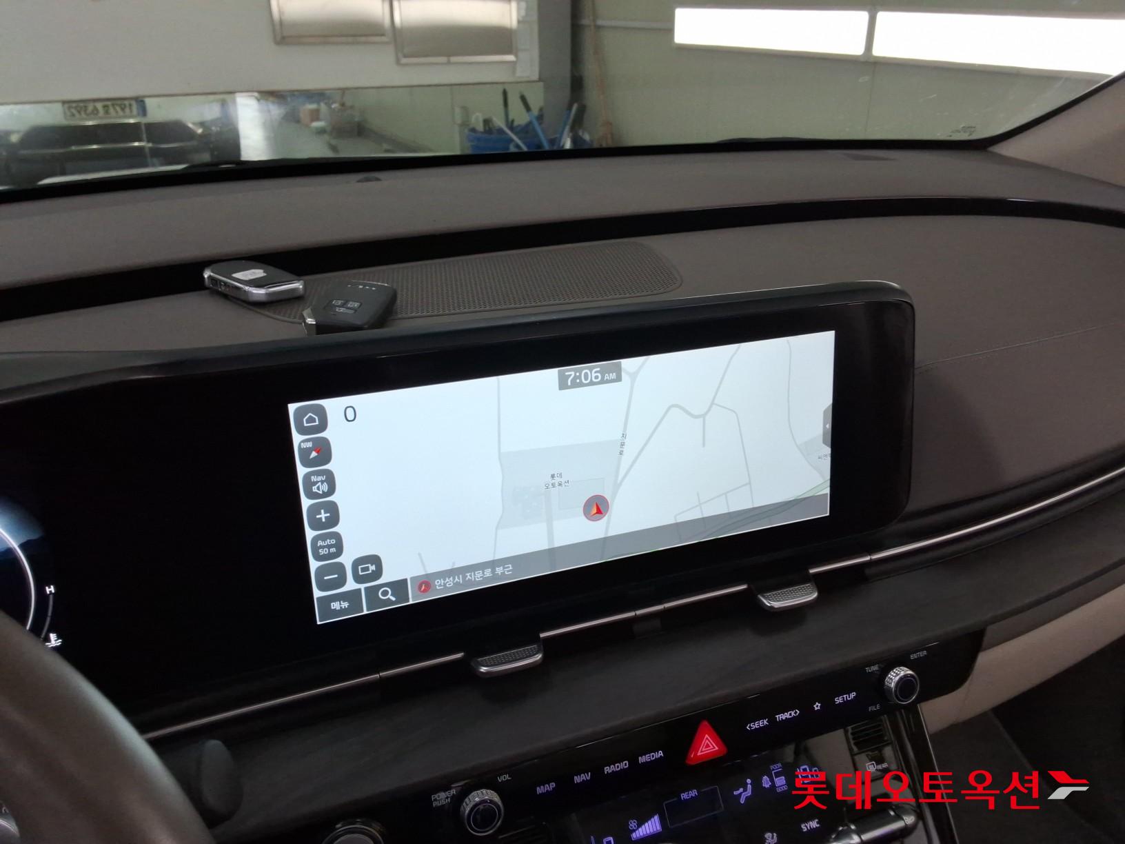 2022 - kia carnival
