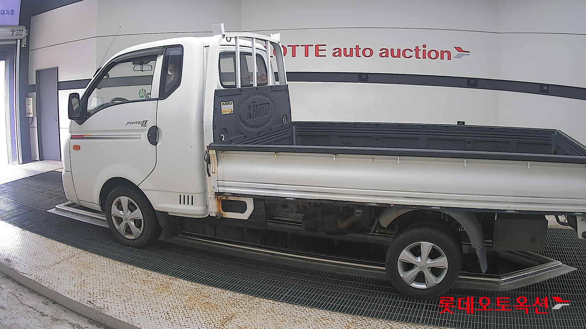2013 - hyundai porter