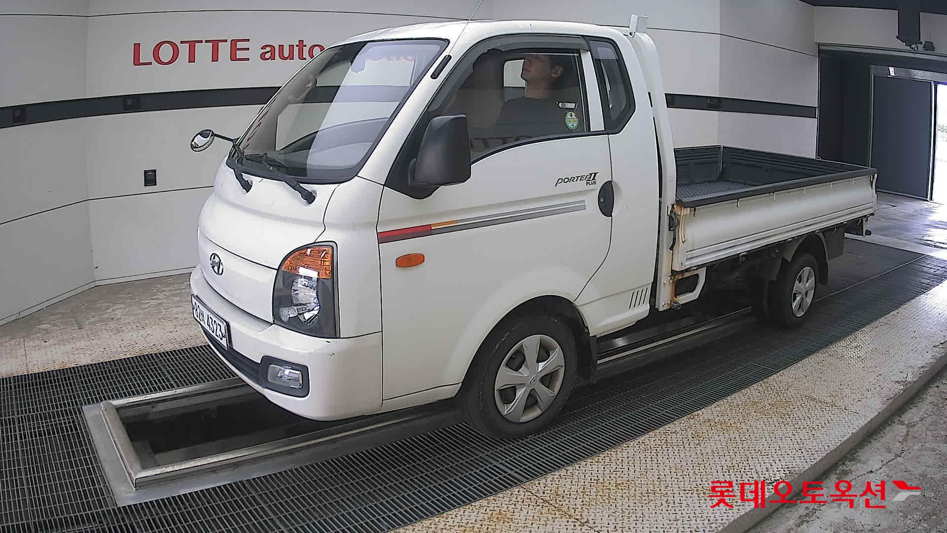 2013 - hyundai porter