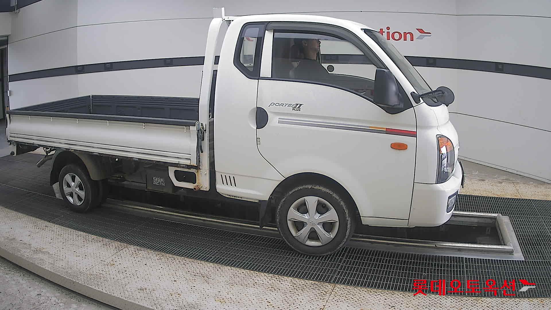 2013 - hyundai porter