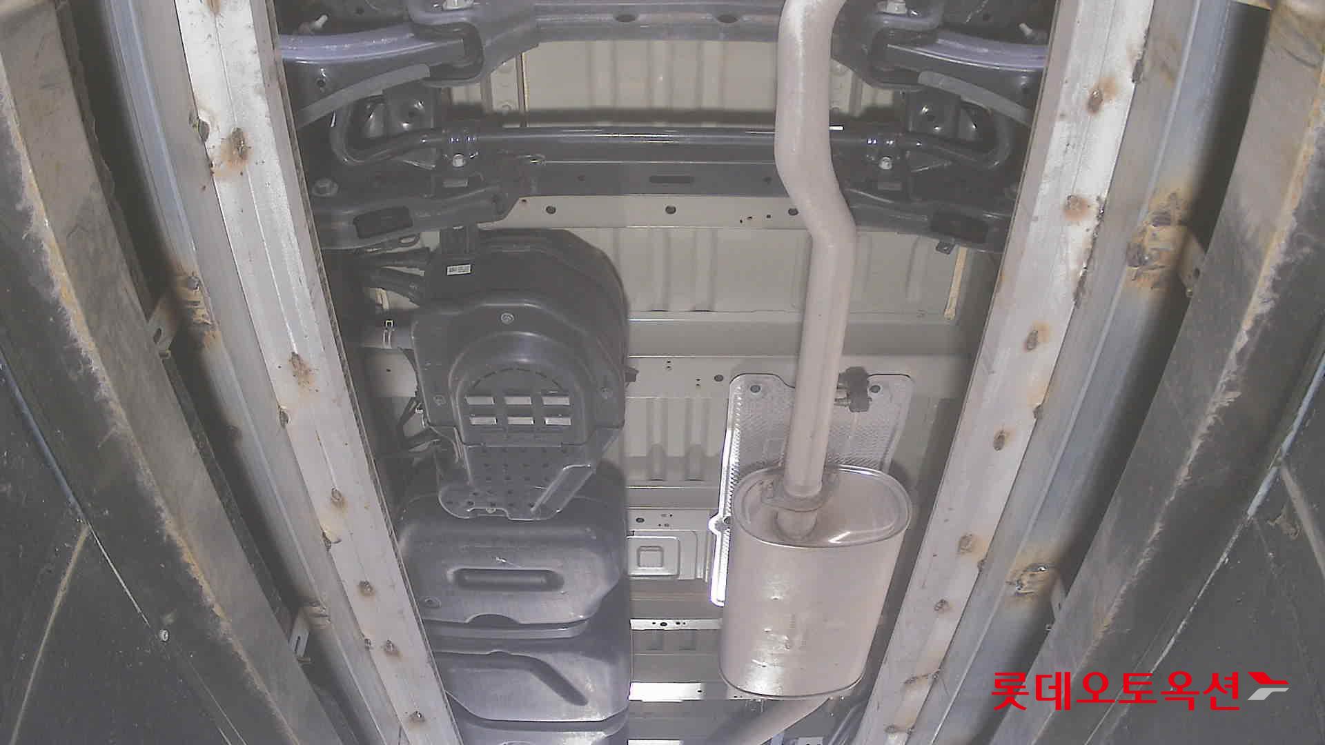 2022 - hyundai staria