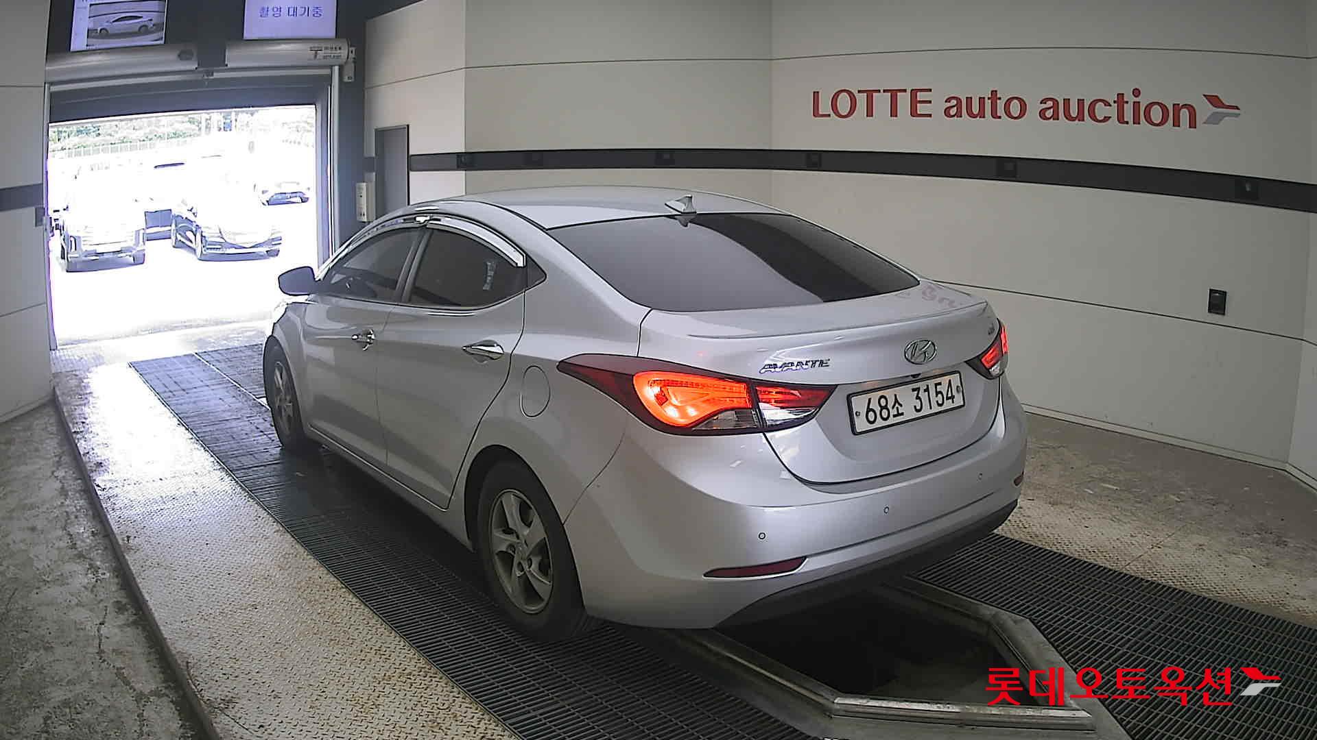 2015 - hyundai avante