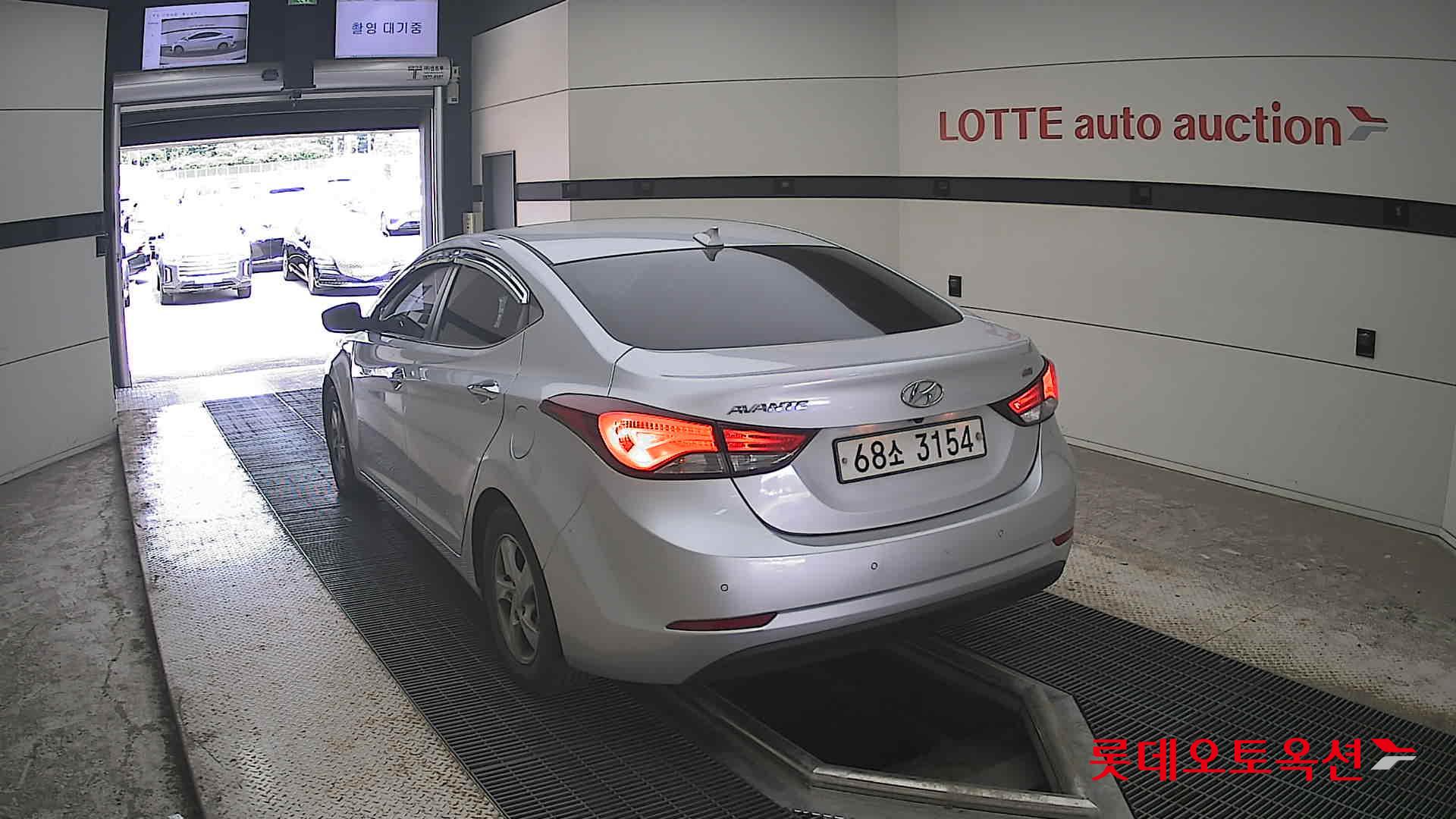2015 - hyundai avante